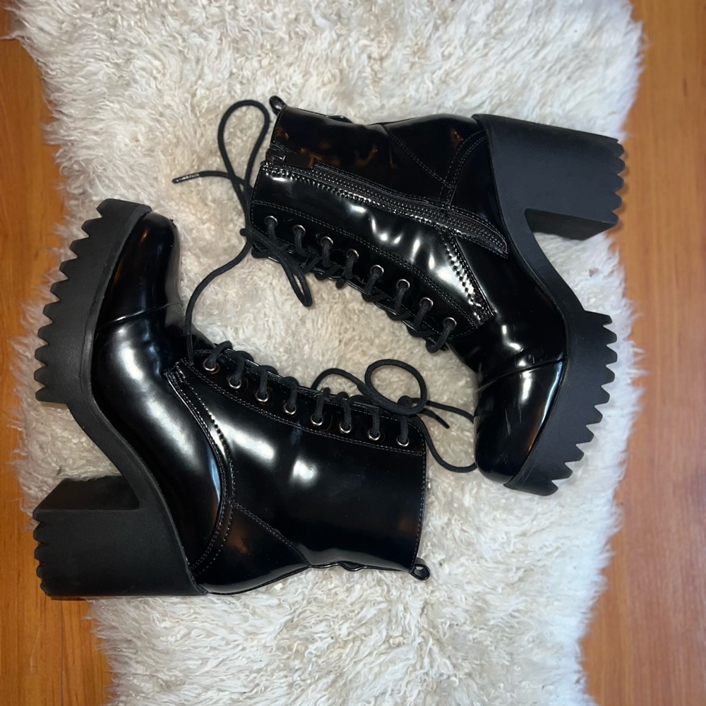 BLACK PLATFORM COMBAT BOOTS